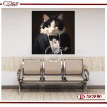 تابلوی گربه با کت و شلوار رسمی 352889